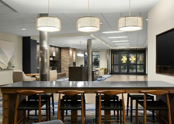 Fairfield Inn & Suites By Marriott Moscow