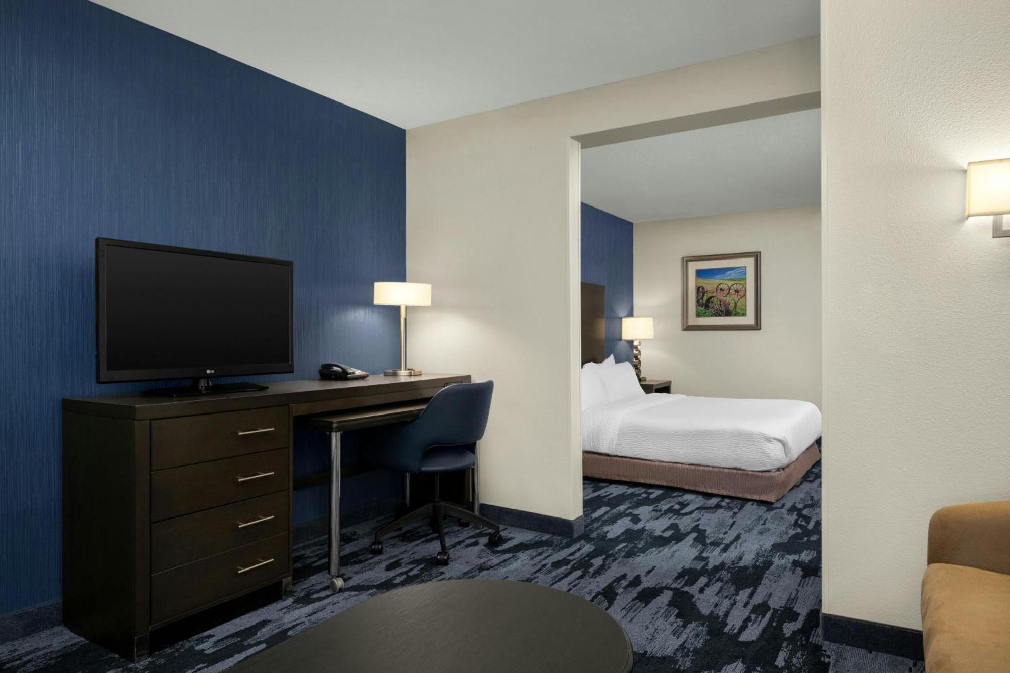 Fairfield & By Marriott 3*
