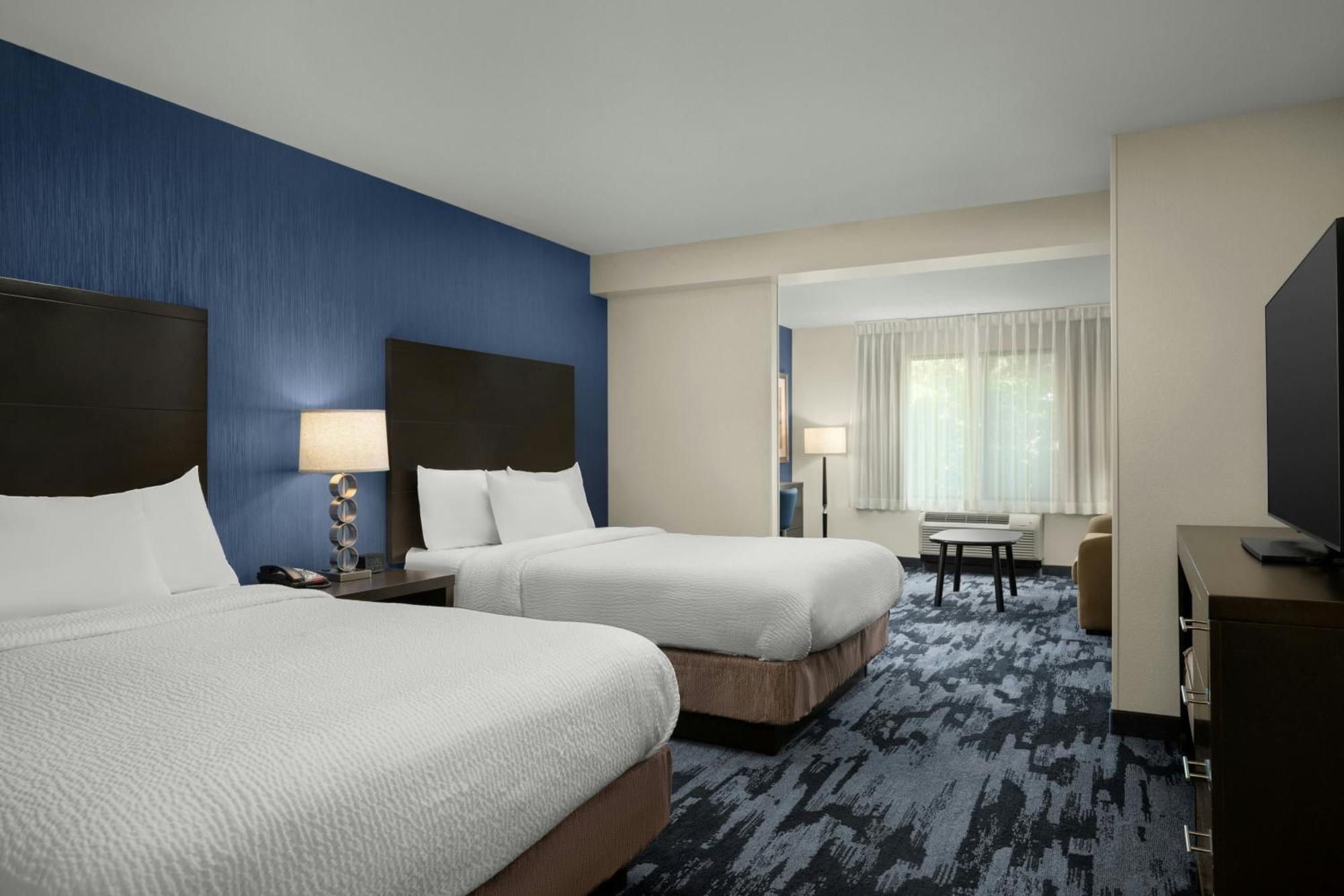Fairfield & By Marriott Hotel 3*