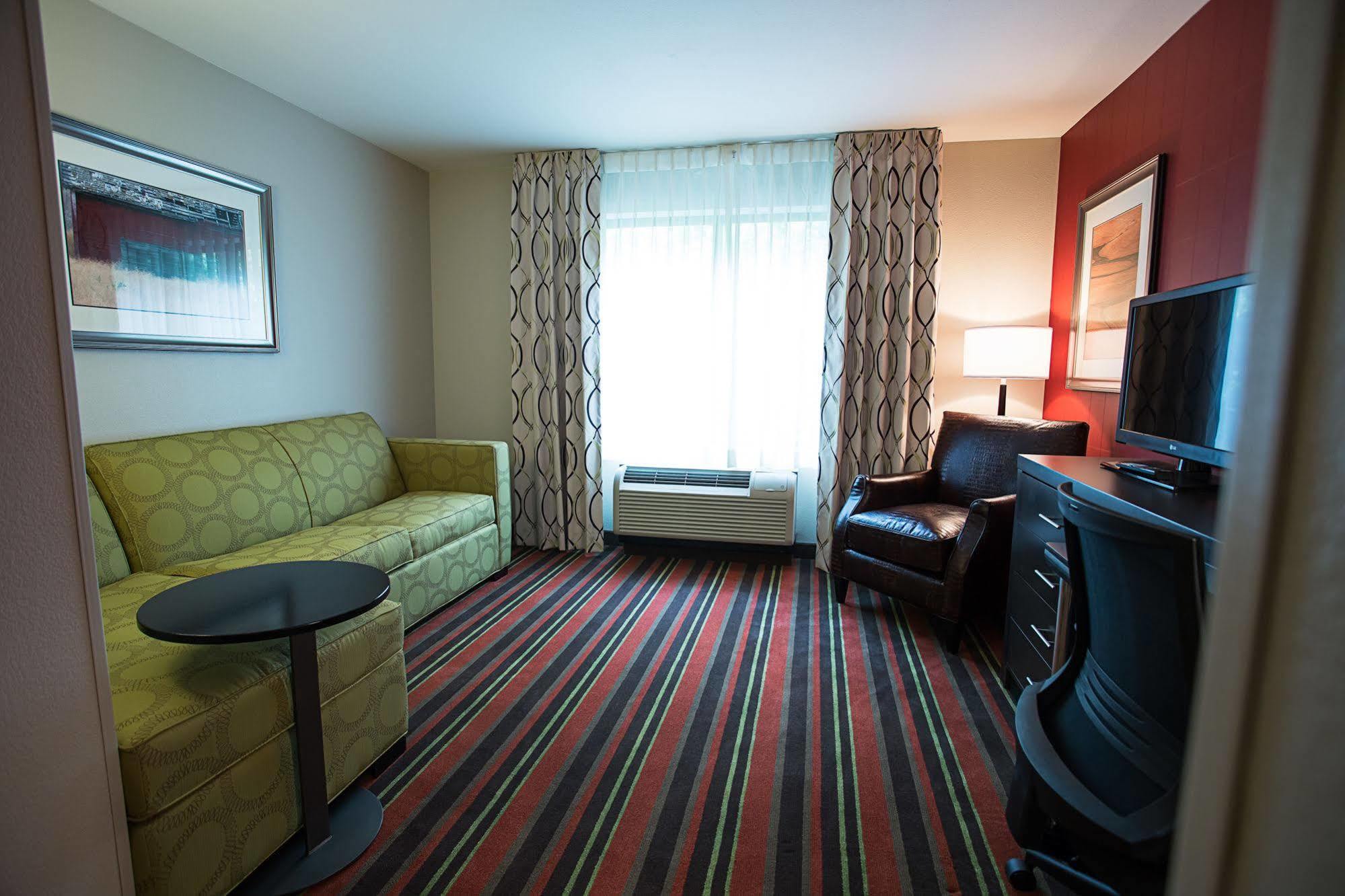 Fairfield & By Marriott Hotel